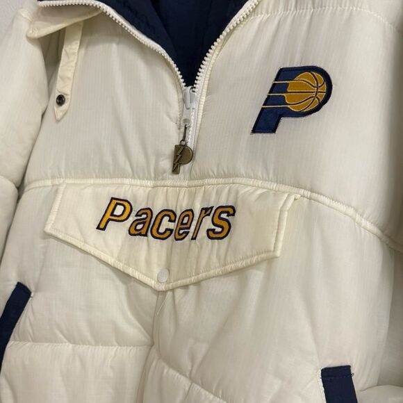 Vintage 90’s Indianapolis Pacers NCAA REVERSIBLE Puffer - Picture 7 of 9